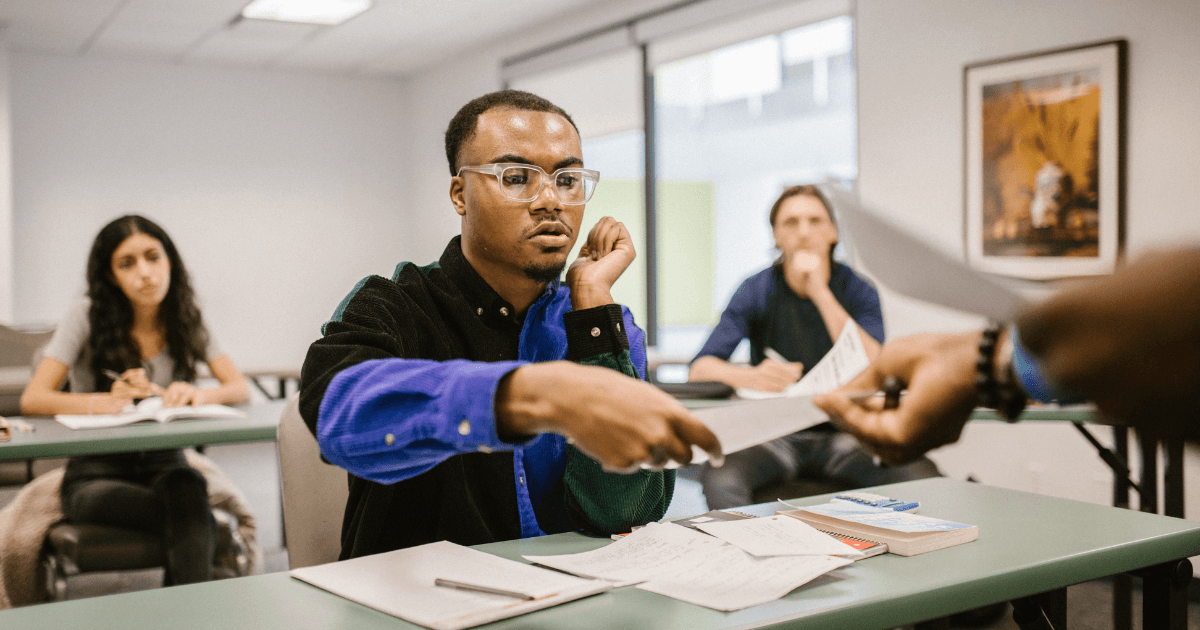 A student visa must be obtained if you are a German student who wants to attend classes in this country. How to Get a Visa to Study in Germany An outline of the requirements, the application procedure, the costs, and the timetable will all be covered in this article. Are you prepared to begin? Let's get going