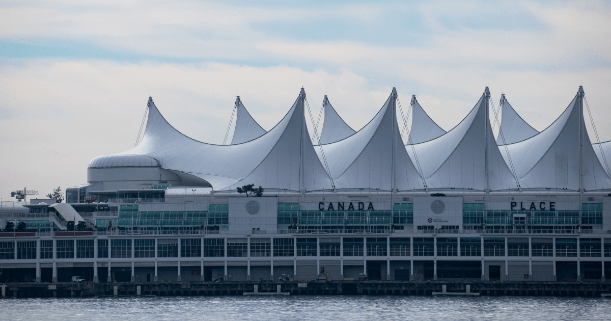 Immigrate to Canada with Express Entry 