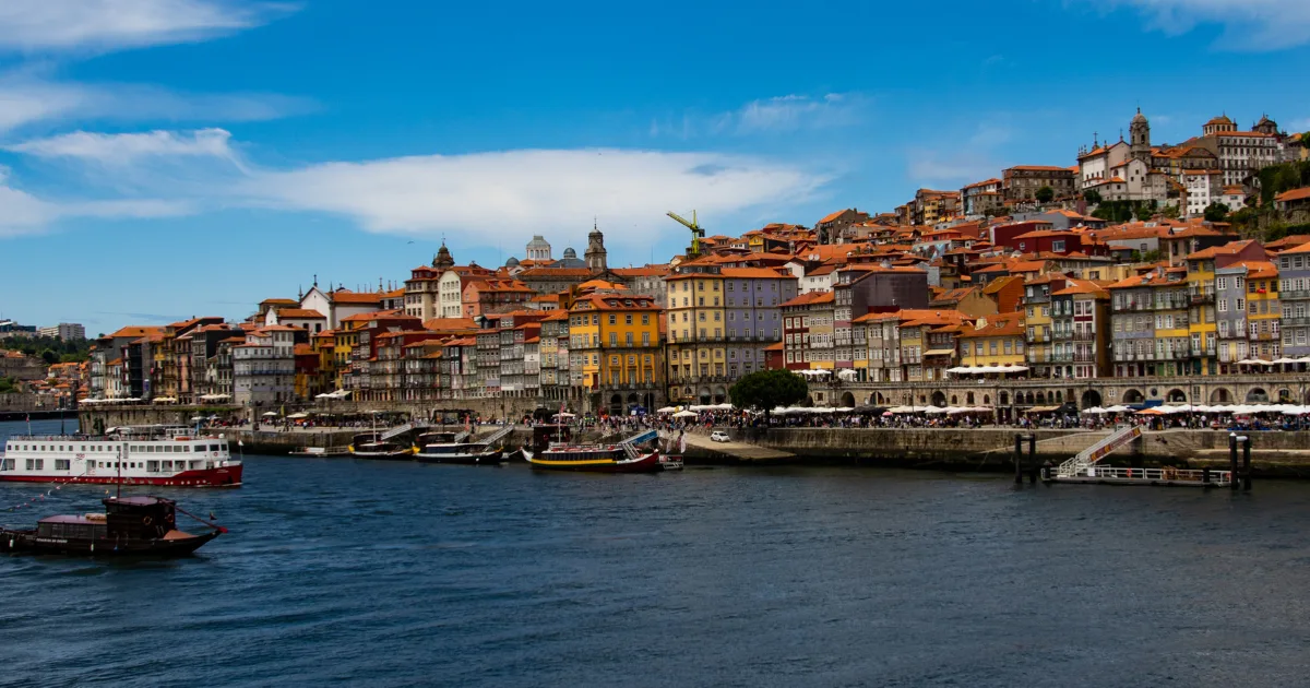 Portugal Visa & Entry Requirements - How to Apply