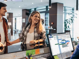 front desk supervisor jobs in canada
