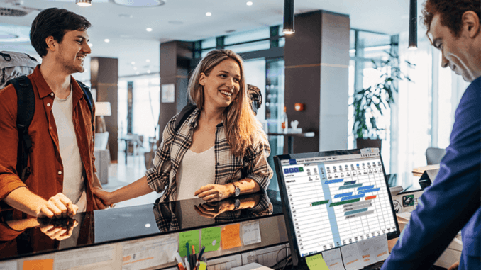 front desk supervisor jobs in canada