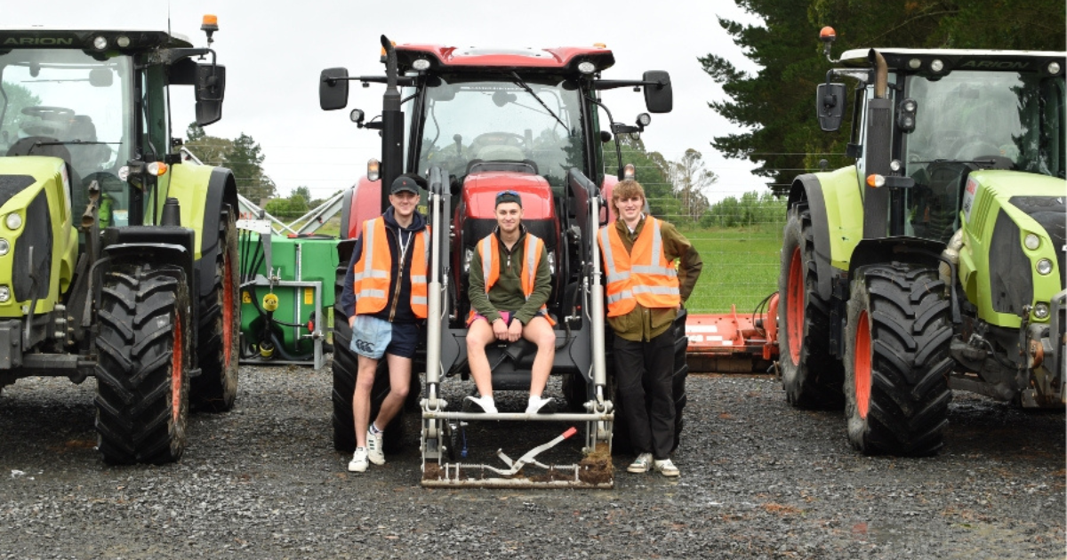 Farm tractor Worker jobs in New Zealand Dec 2025